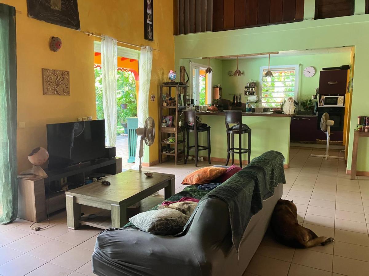 Appartamento Kazamwe Chambre Hotes Petit-Bourg Esterno foto